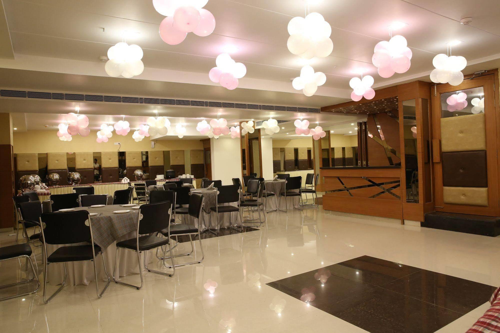 Hotel Light House Agra By Park Tree Exterior foto